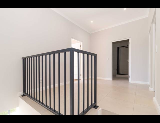 3 BEDROOM TOWNHOUSE TO LET IN SANDOWN
